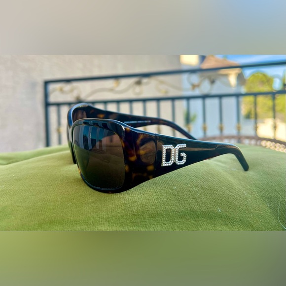 Dolce & Gabbana Designer Authentic Sunglasses - Great Condition - with case - Picture 5 of 6